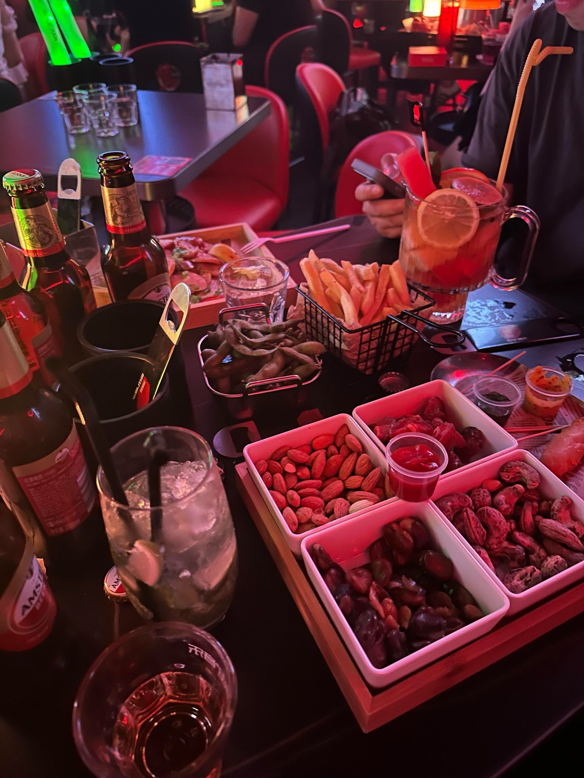 大连商务KTV一小时多少钱-庄河市ktv预定